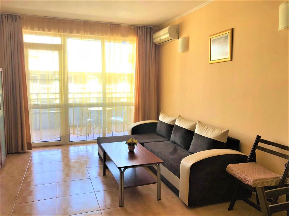 Apartment In Central Plaza Sunny Beach Ngoại thất bức ảnh