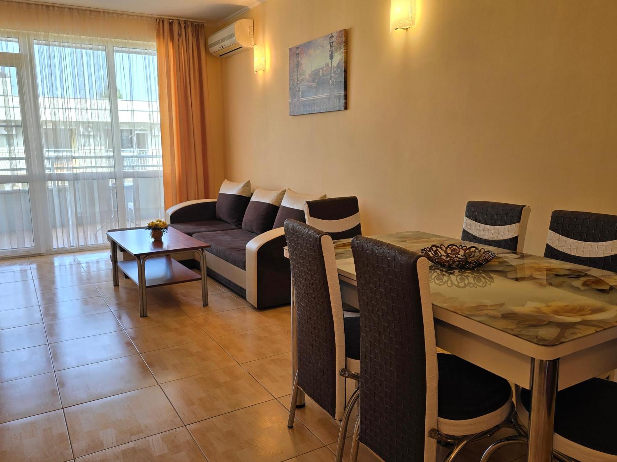 Apartment In Central Plaza Sunny Beach Ngoại thất bức ảnh