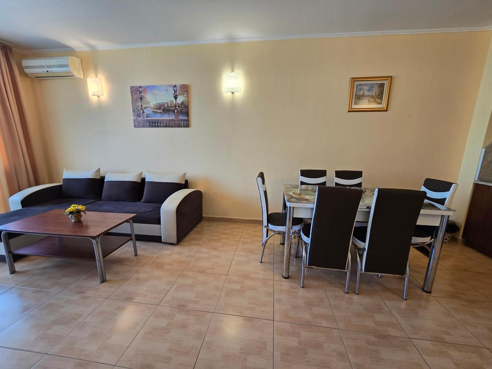 Apartment In Central Plaza Sunny Beach Ngoại thất bức ảnh